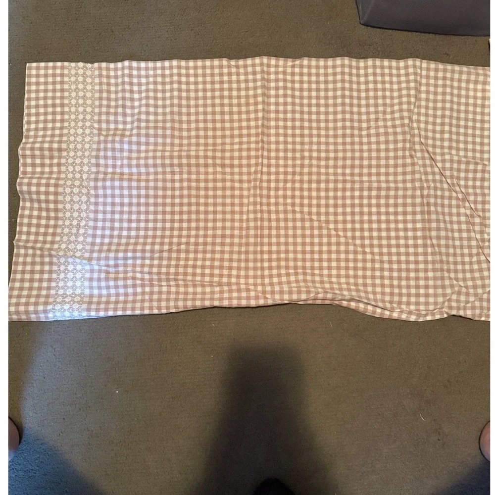 Vintage Gingham Check Pillowcase‎ Tan White Eyelet Lace Trim Farmhouse Cottage